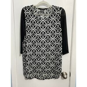Chico’s Travelers Blouse Size 2 Large Black White Liquid Knit Sheer Sleeves